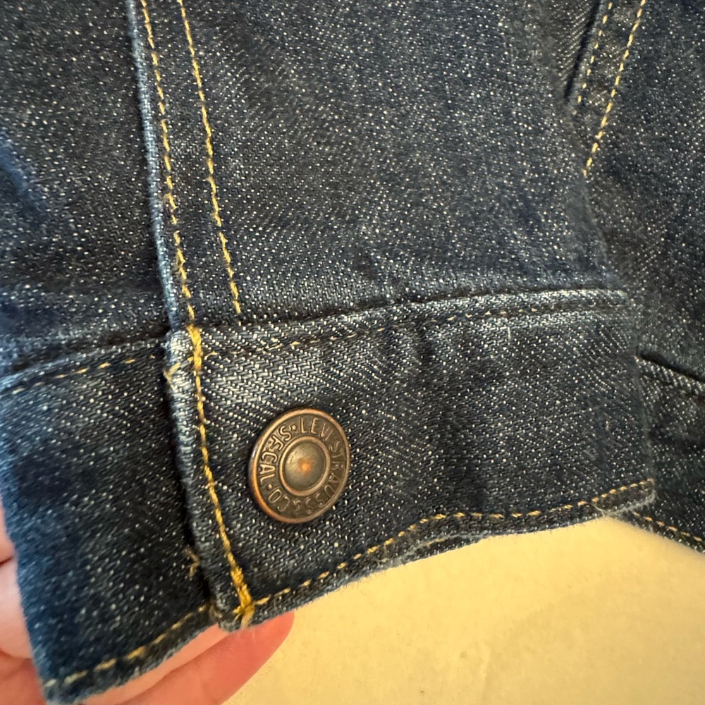 Levi's Jean Jacket w Sherpa & Quilted Lining, sz M - Picture 5 of 14